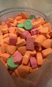 Köp MDMA/MOLLY/ECSTASY i Sverige